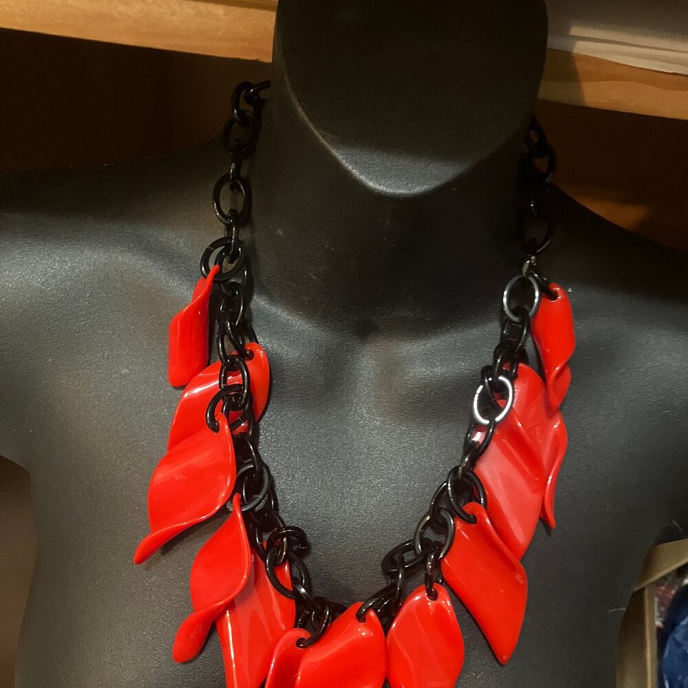 necklace bib vintage marion godart paris galalith drops red
